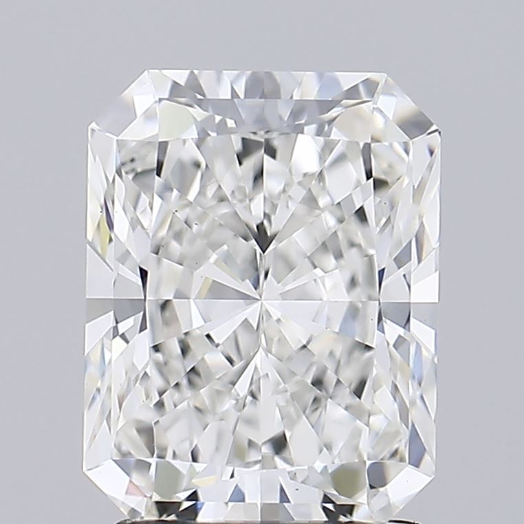 2.15 Carat Radiant lab diamond dubai